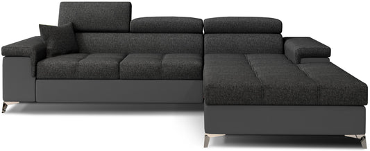 Narożnik Ricardo w tkaninie Inari 96 ciemnoszary / Soft 29, układ prawy – widok z przodu – elegancka sofa narożna w kształcie litery L z szezlongiem po prawej stronie, regulowanymi zagłówkami i kontrastowym wykończeniem boków.