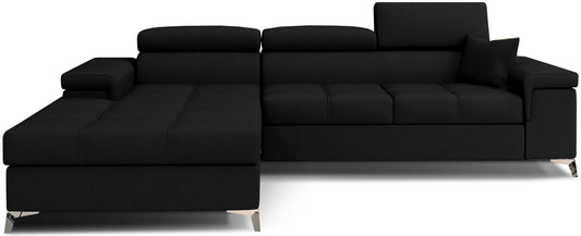 Narożnik Ricardo w układzie lewym, tapicerowany tkaniną Sawana 14 czarny, z regulowanymi zagłówkami, szerokimi podłokietnikami i dużymi poduszkami oparciowymi, prezentowany na białym tle.