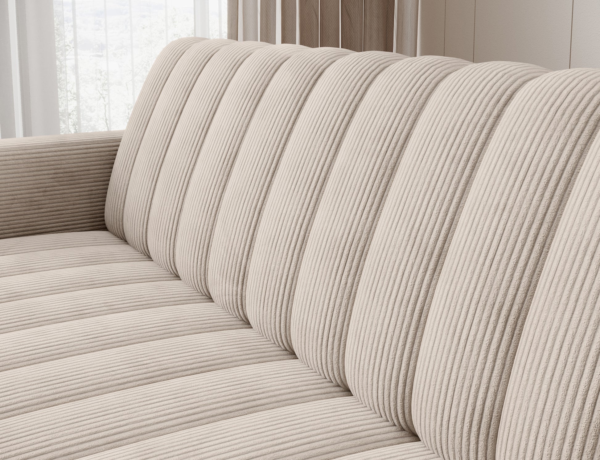 Pikowane oparcie sofy Roneyy Jarell 18 – miękka struktura tkaniny i pionowe przeszycia w beżowym kolorze