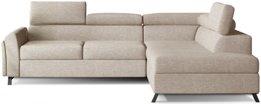 Model Kairos prawy Cover 02 w kolorze jasnoszarym to praktyczna sofa narożna do pokoju dziennego, która łączy prostą bryłę, funkcjonalny układ i lekki wizualnie charakter.