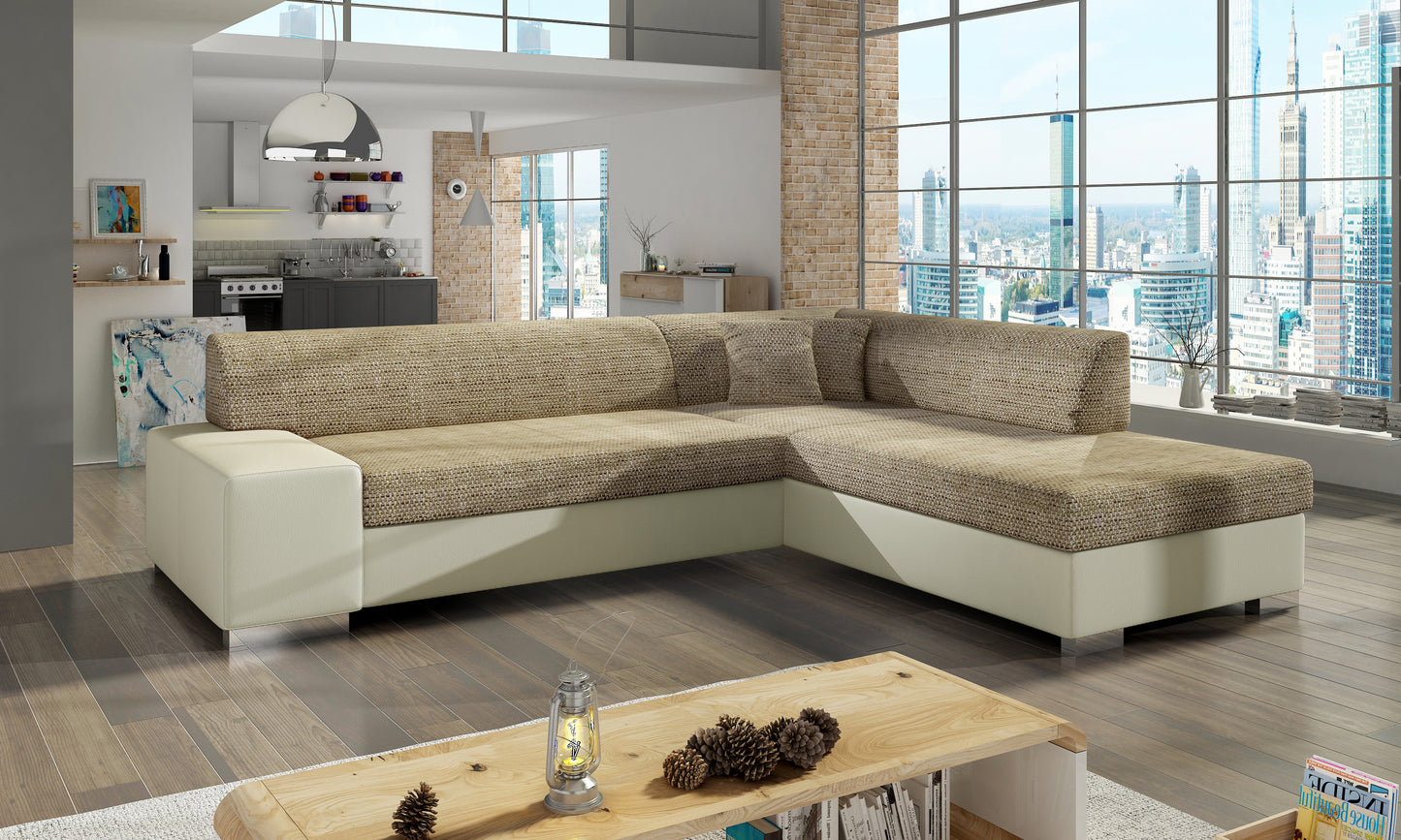 Narożnik do salonu Porto w zestawieniu dwóch odcieni beżu z tkanin Berlin 03 oraz Soft 33 wyróżnia się subtelnym designem i funkcjonalnością, tworząc przyjazną przestrzeń do relaksu dla całej rodziny