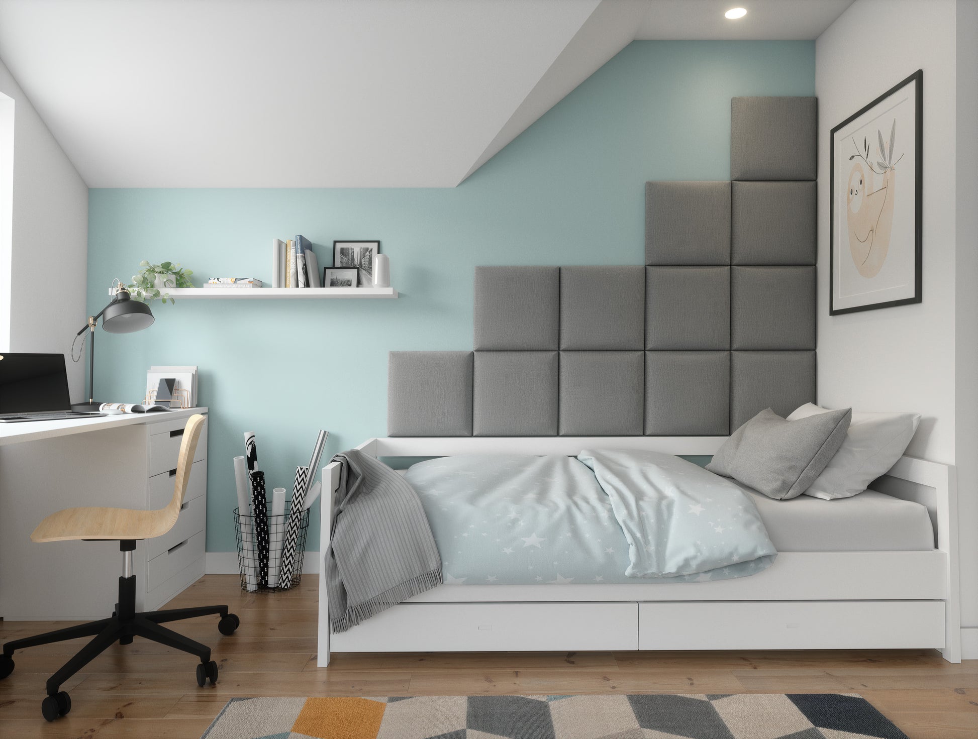 Przytulny pokój dziecięcy ze skosem sufitu, białym łóżkiem-domkiem i biurkiem; na jasnoniebieskiej ścianie za wezgłowiem zamontowano schodkowe panele Quadratta VIII Monolith 48 w tym samym odcieniu.